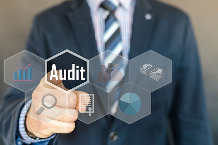 CRA Audit Triggers: What Triggers a CRA Audit?